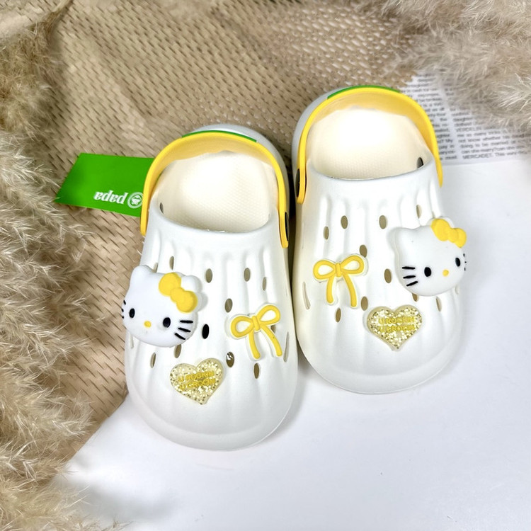 صندل دخترانه پاپا مدل Wh-01